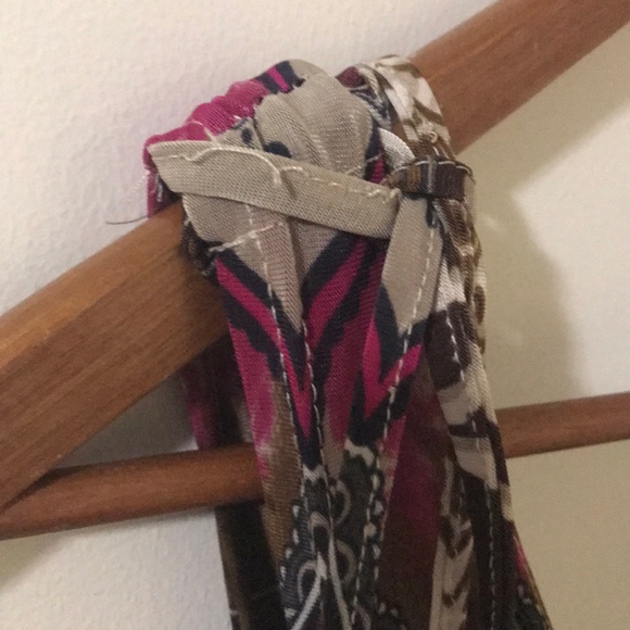 Dress with adjustable shoulder ties! - Picture 2 of 3